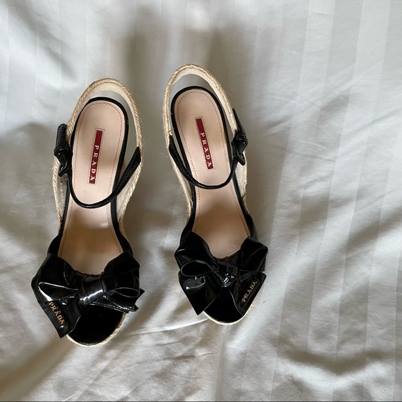 Prada 👡 Wedge Peep Toe Sandal with Bow - Picture 2 of 6
